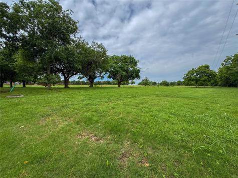 2904 W Washington Street Sherman TX 75092