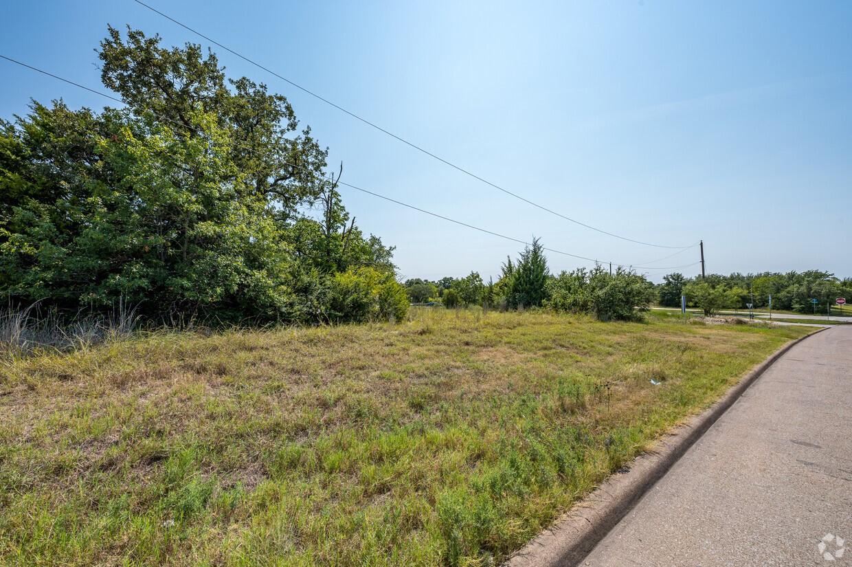 6952 Cahoba Drive Fort Worth TX 76135
