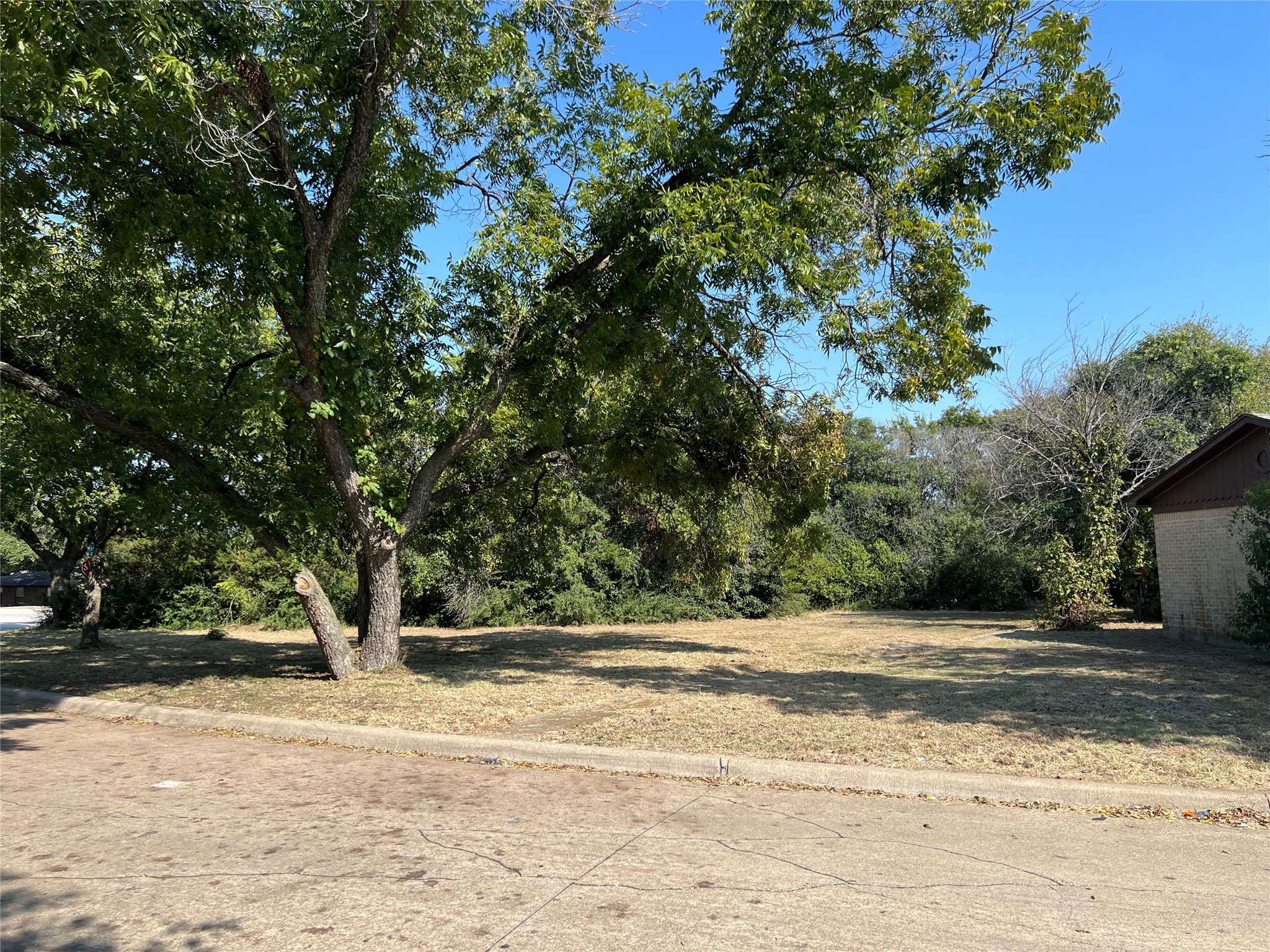 7602 Cranford Court Arlington TX 76001