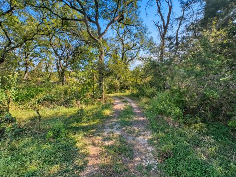 1410 County Road 221 Hamilton TX 76531