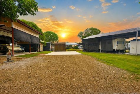 2023 Pelican Isle Drive Kerens TX 75144