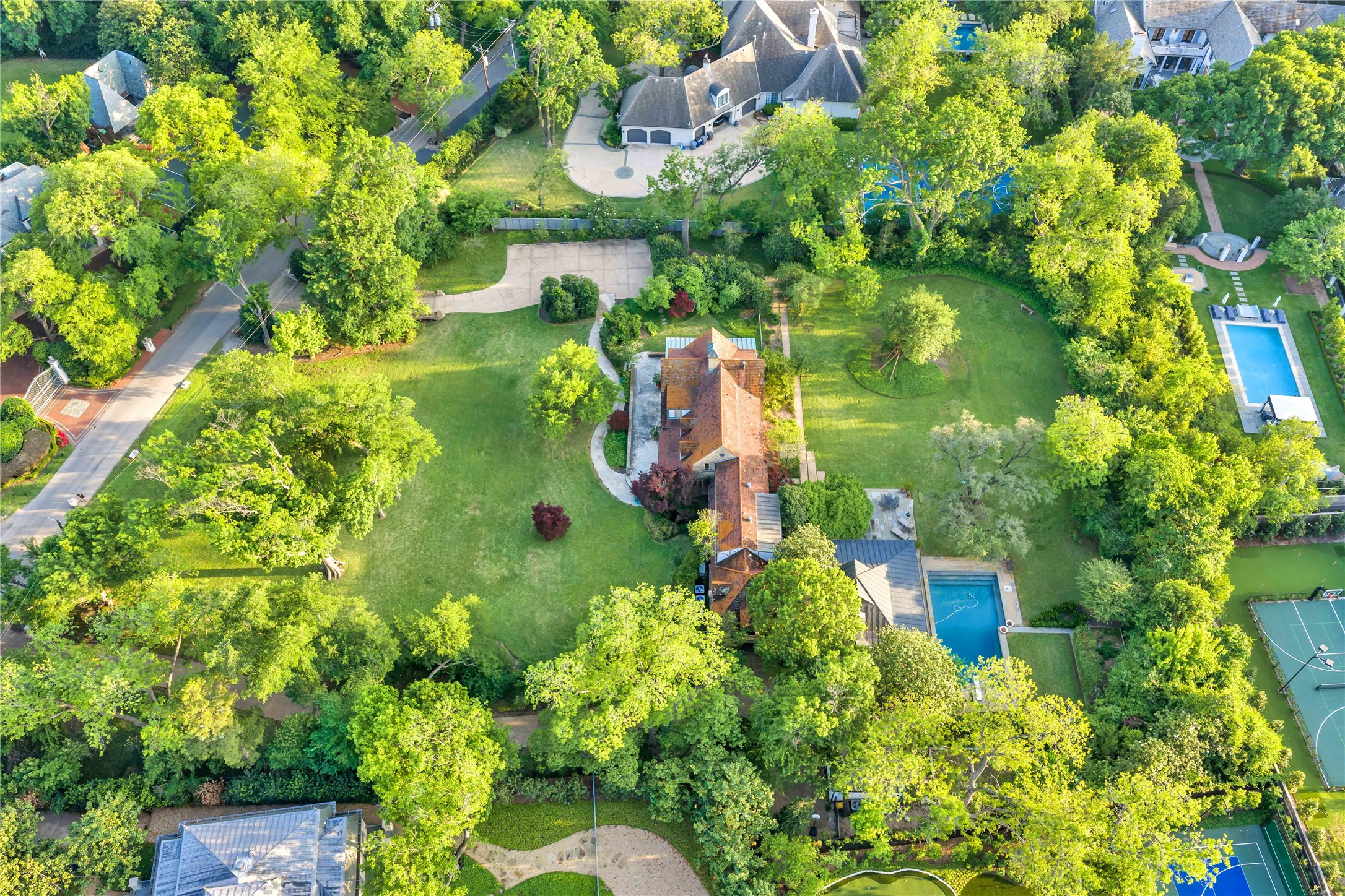 9333 Meadowbrook Dallas TX 75220