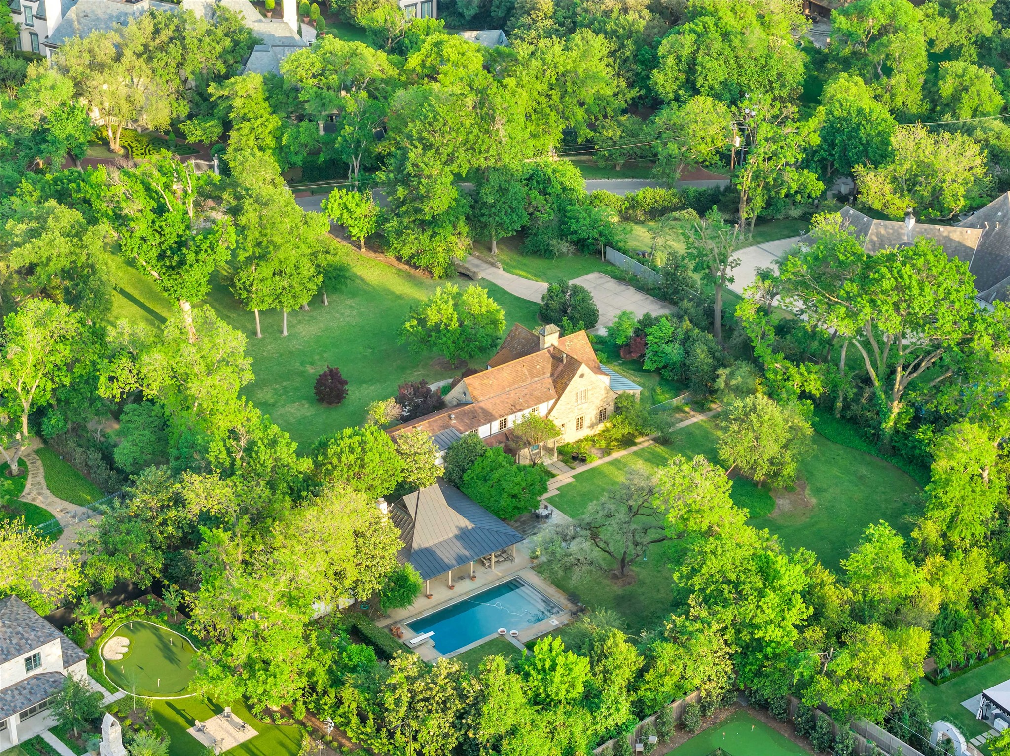 9333 Meadowbrook Dallas TX 75220