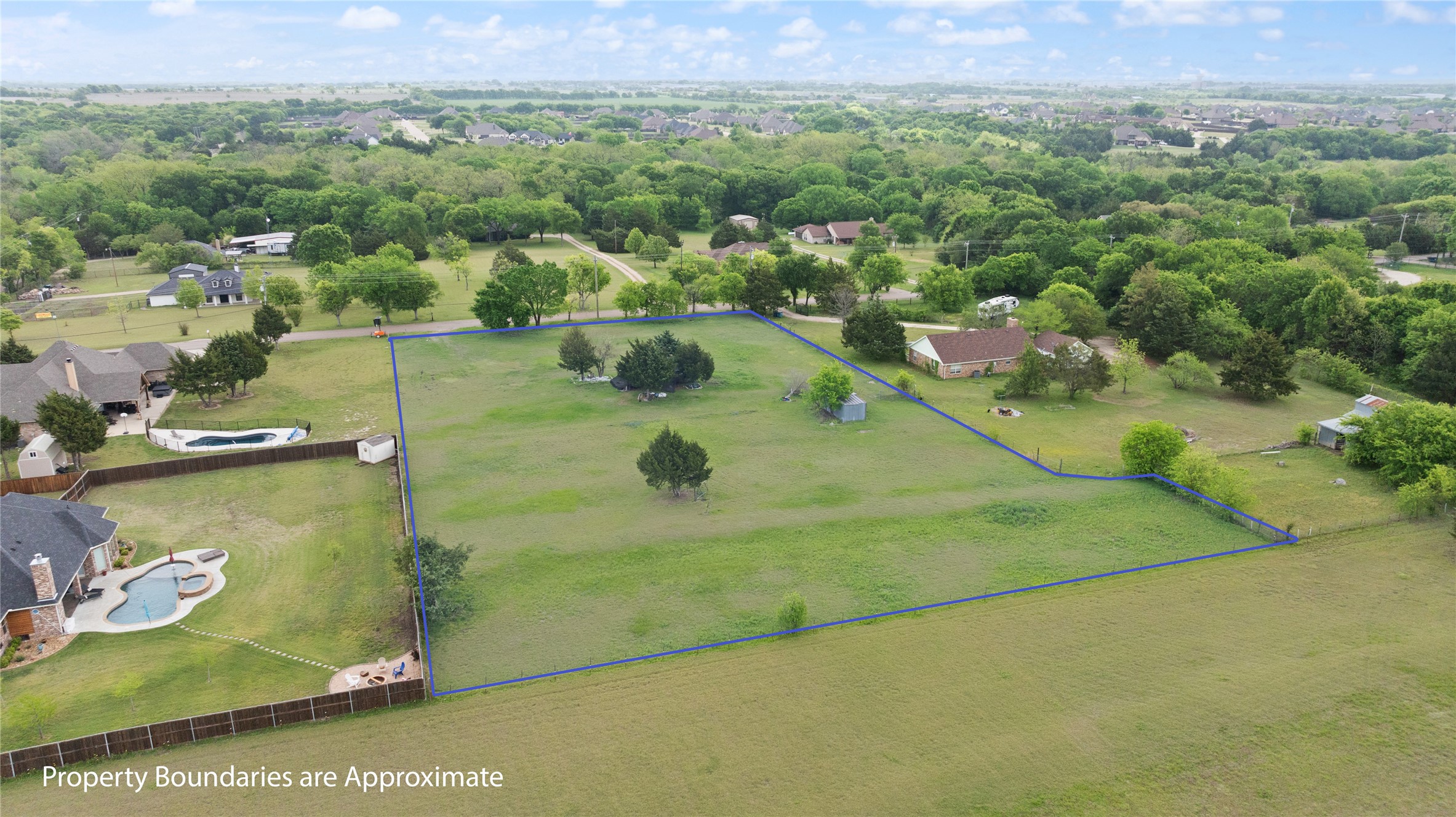 3215 Blackchamp Road Waxahachie TX 76065