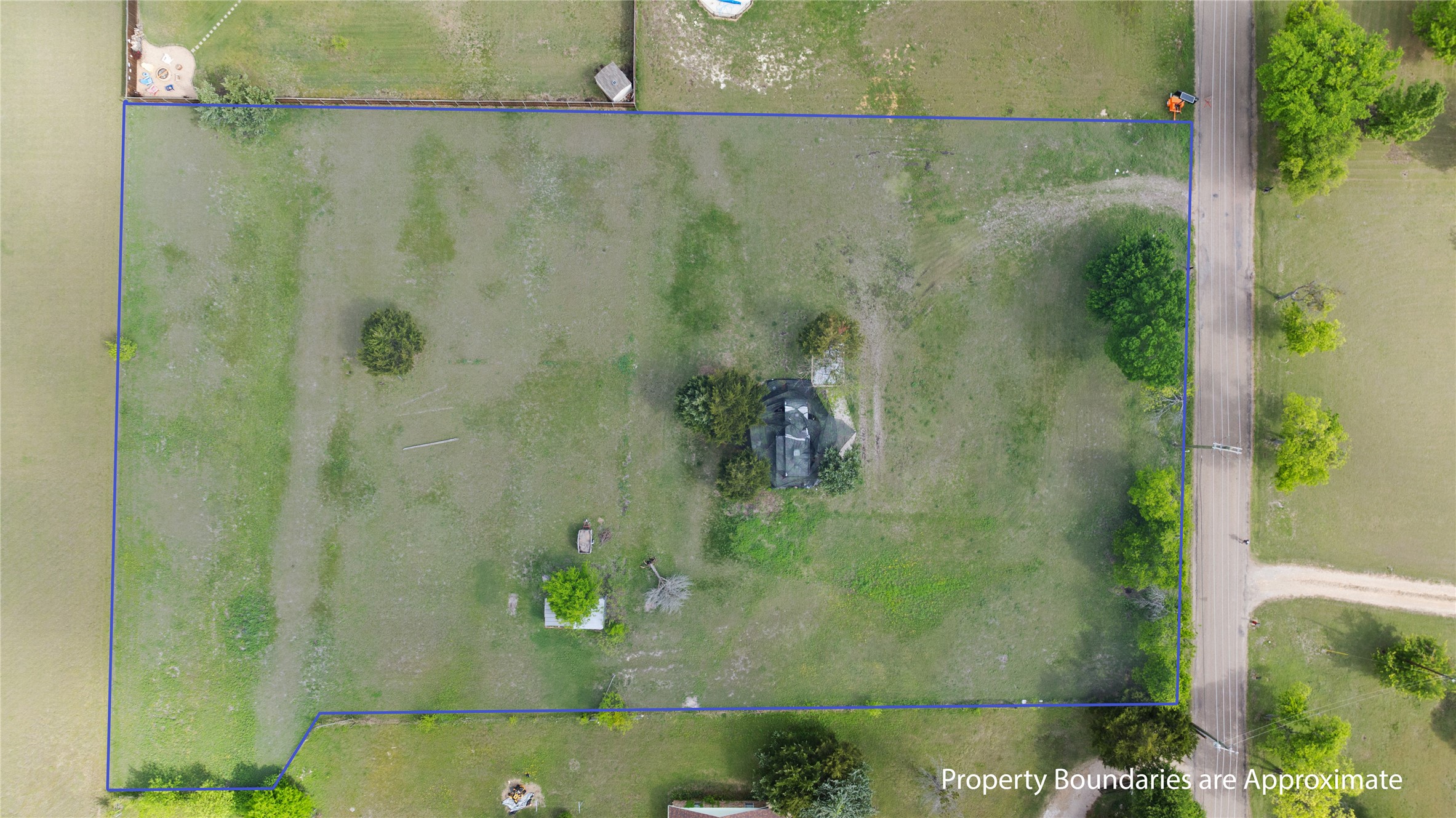 3215 Blackchamp Road Waxahachie TX 76065