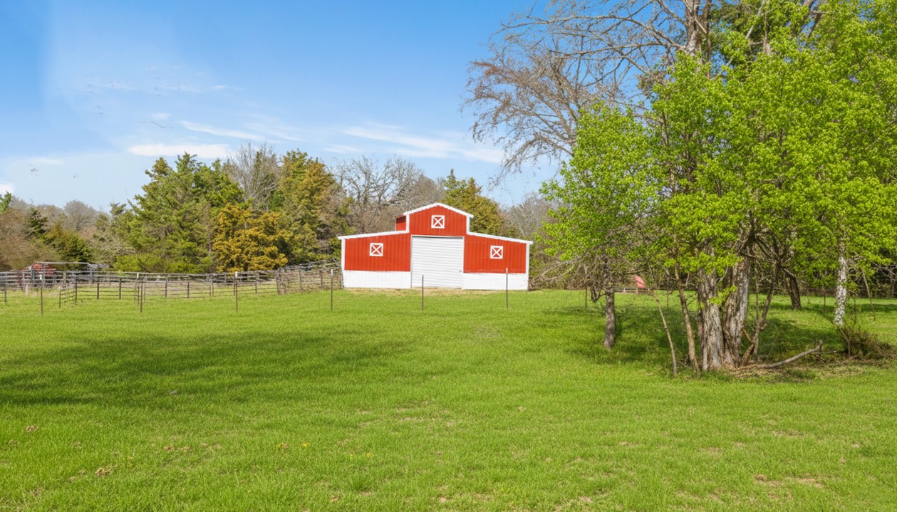 1602 Farm Road 1510 Brookston TX 75421