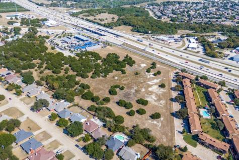 1101 N J Elmer Weaver Freeway Cedar Hill TX 75104