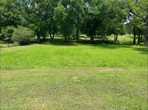 702 S 6th Street Bonham TX 75418