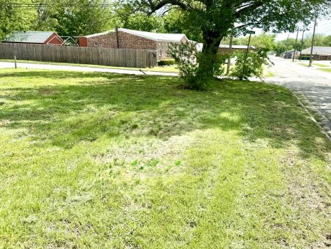 900 N Mason Street Bowie TX 76230