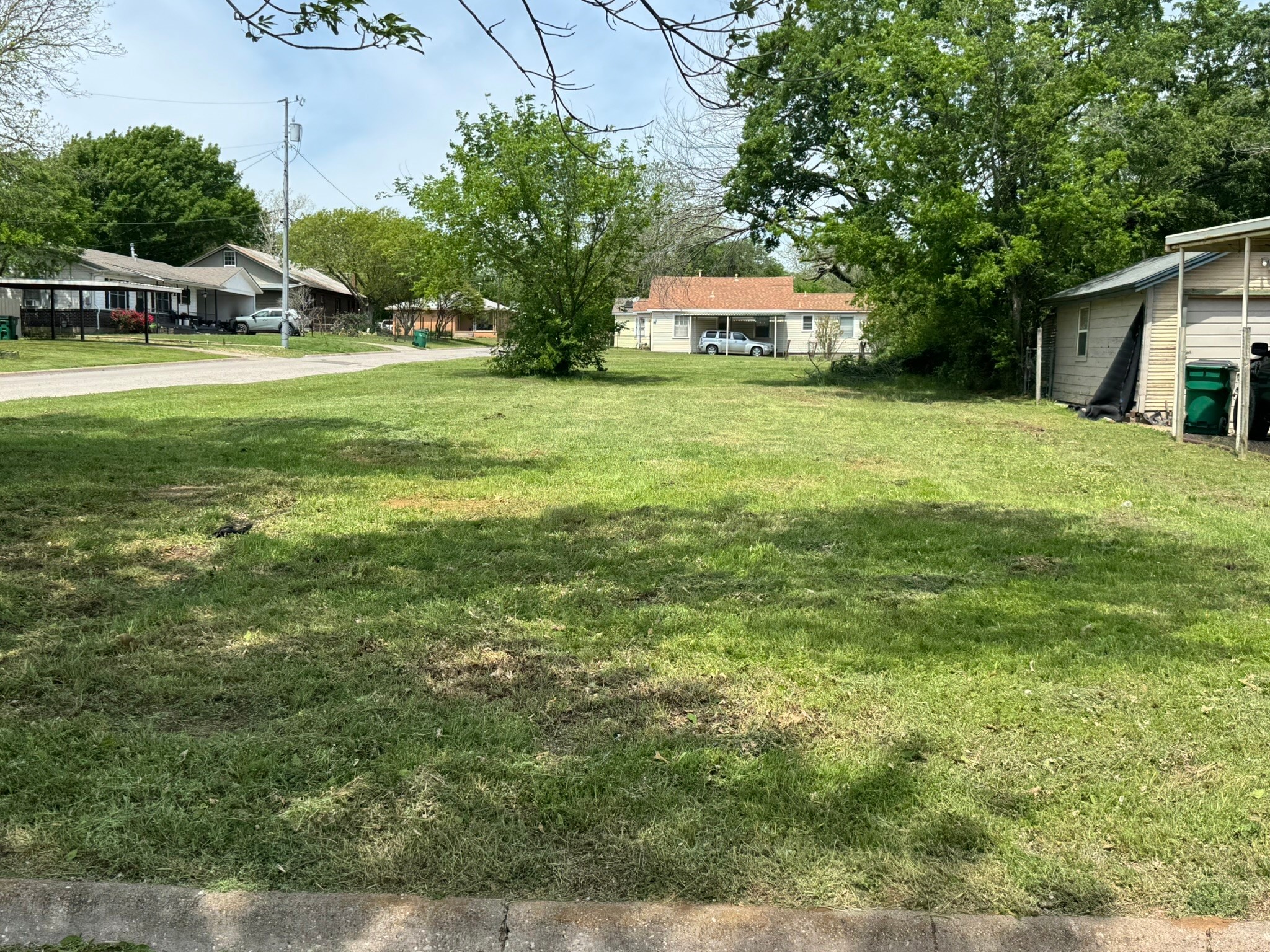 900 N Mason Street Bowie TX 76230