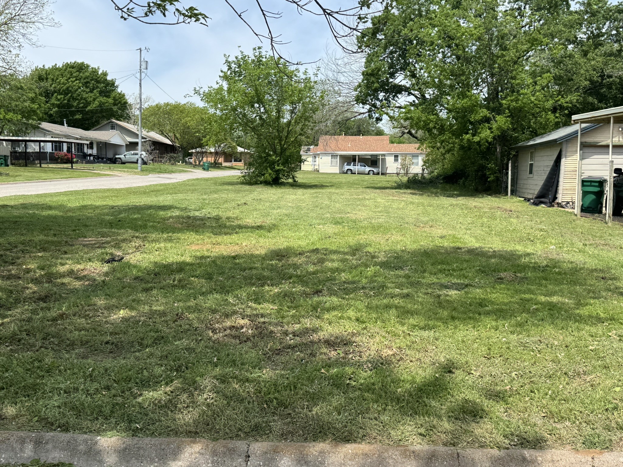 900 N Mason Street Bowie TX 76230