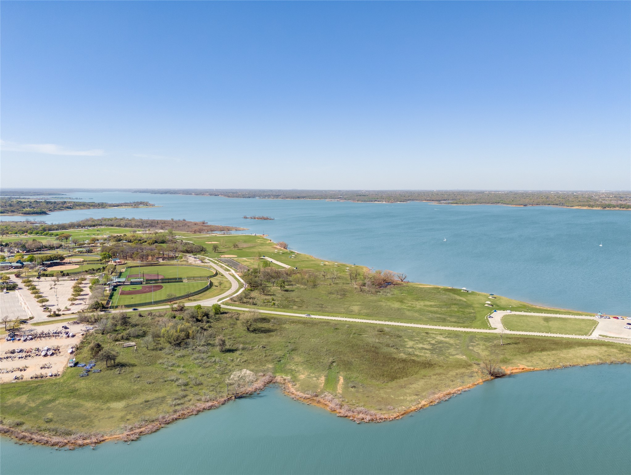 843 E Wall Street Grapevine TX 76051