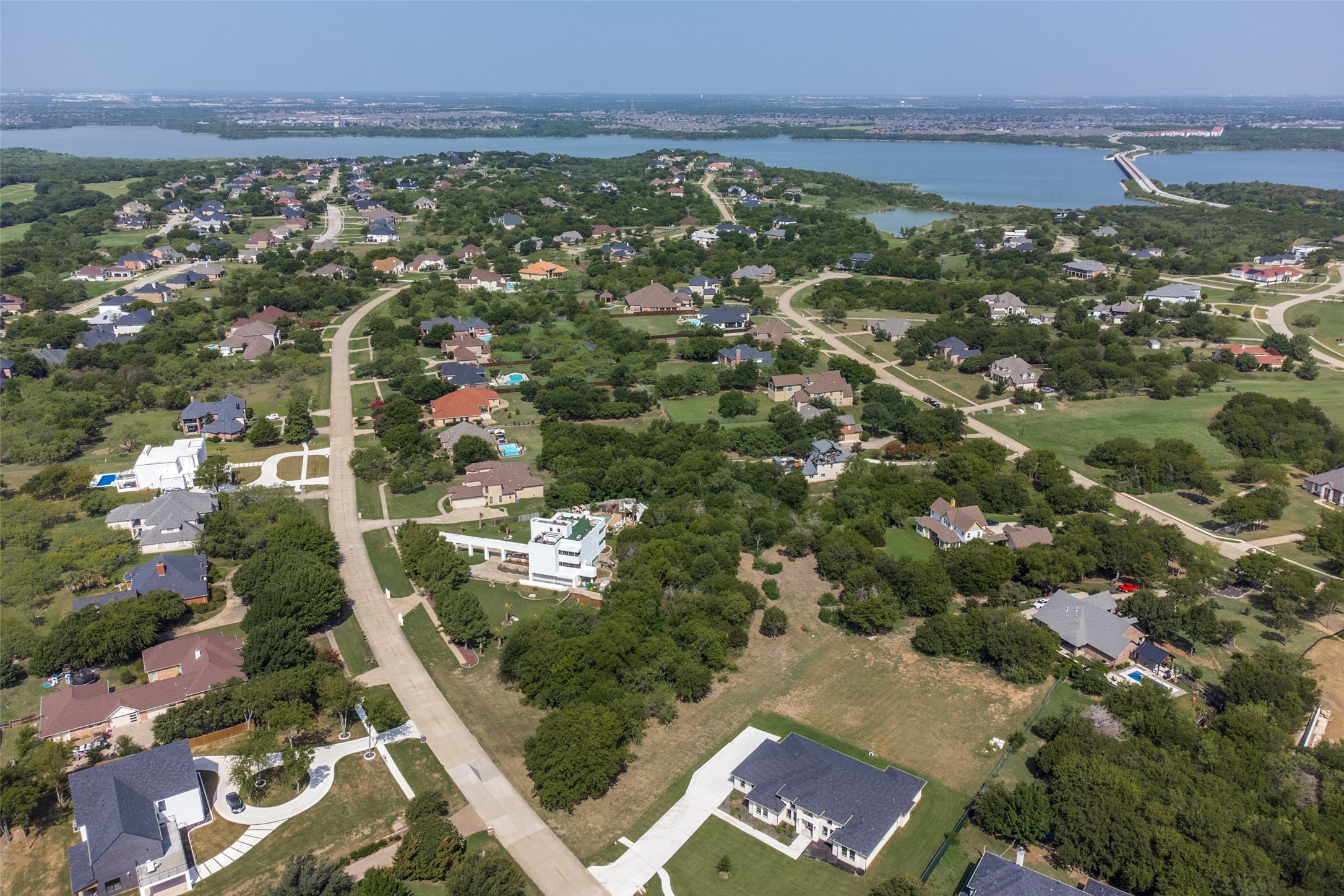 2837 S Lakeview Drive Cedar Hill TX 75104