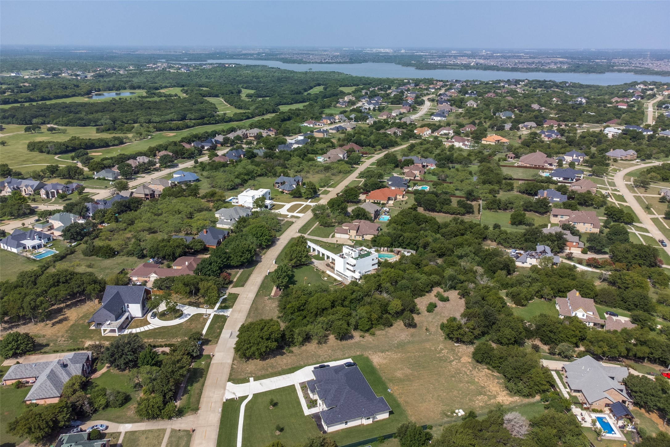 2837 S Lakeview Drive Cedar Hill TX 75104