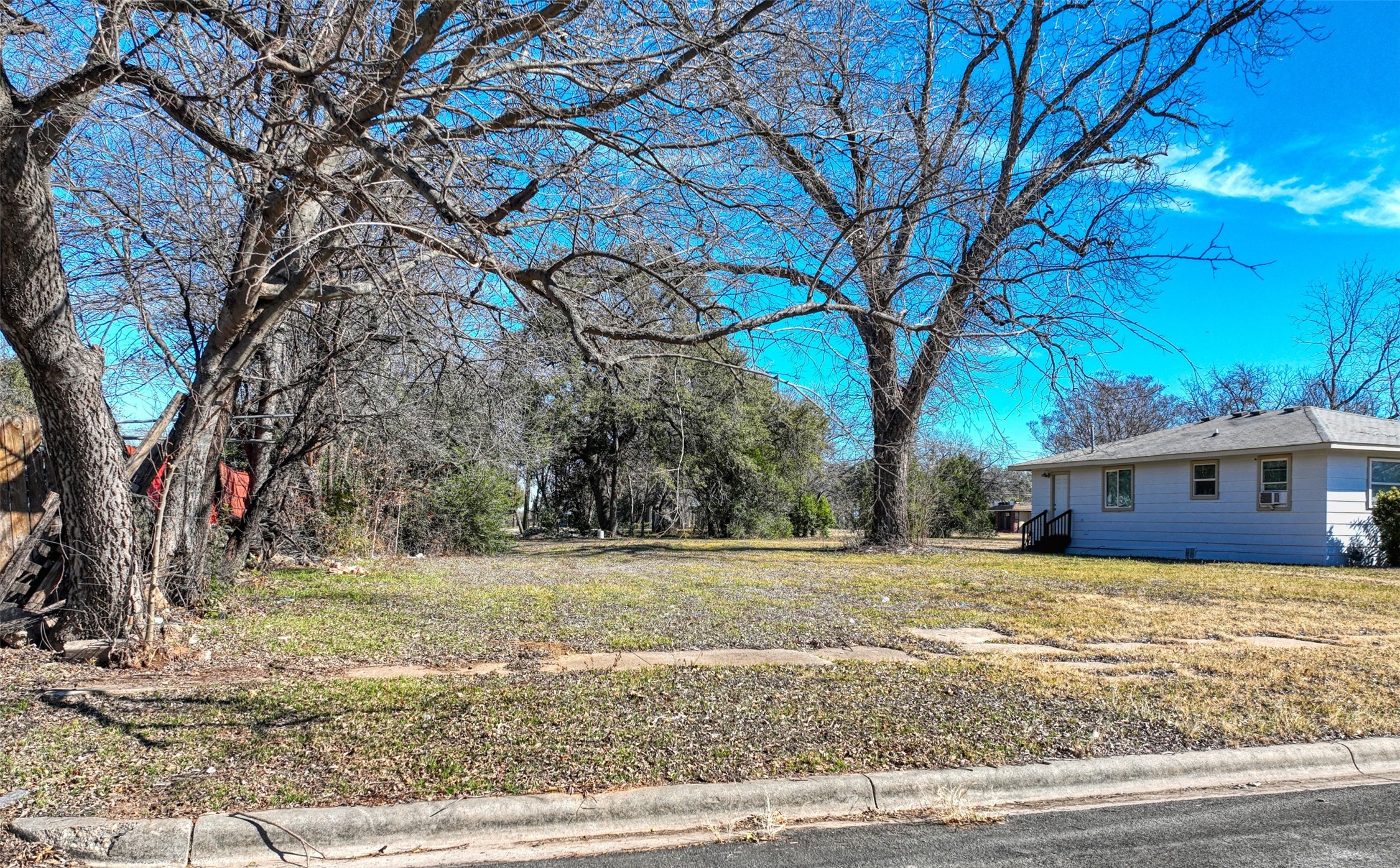 1726 N 6th Street Waco TX 76707