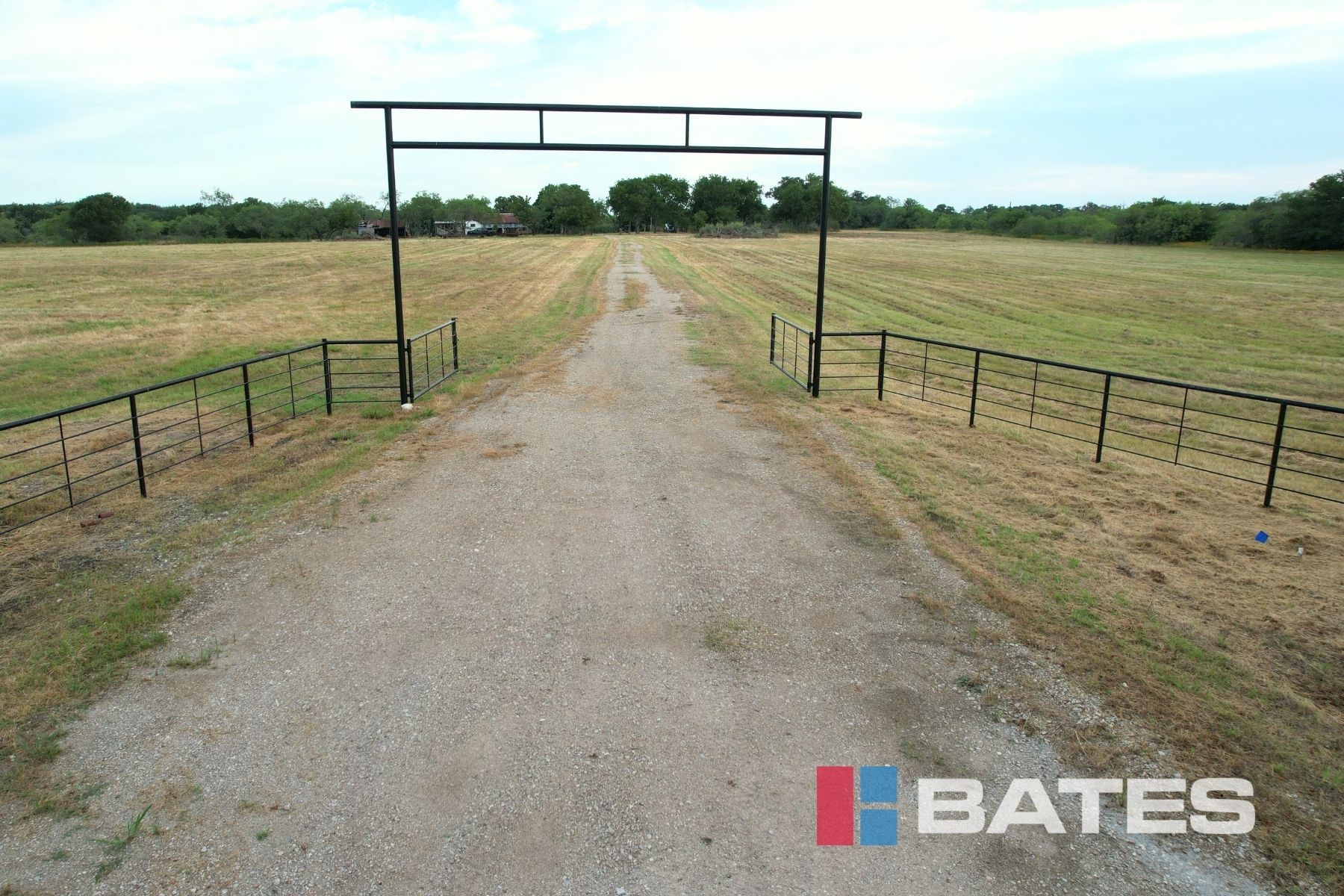 14922 NW County Road Frost TX 76641