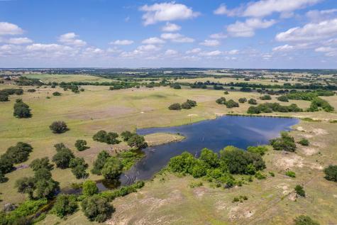 1385 County Road 536 Hamilton TX 76531
