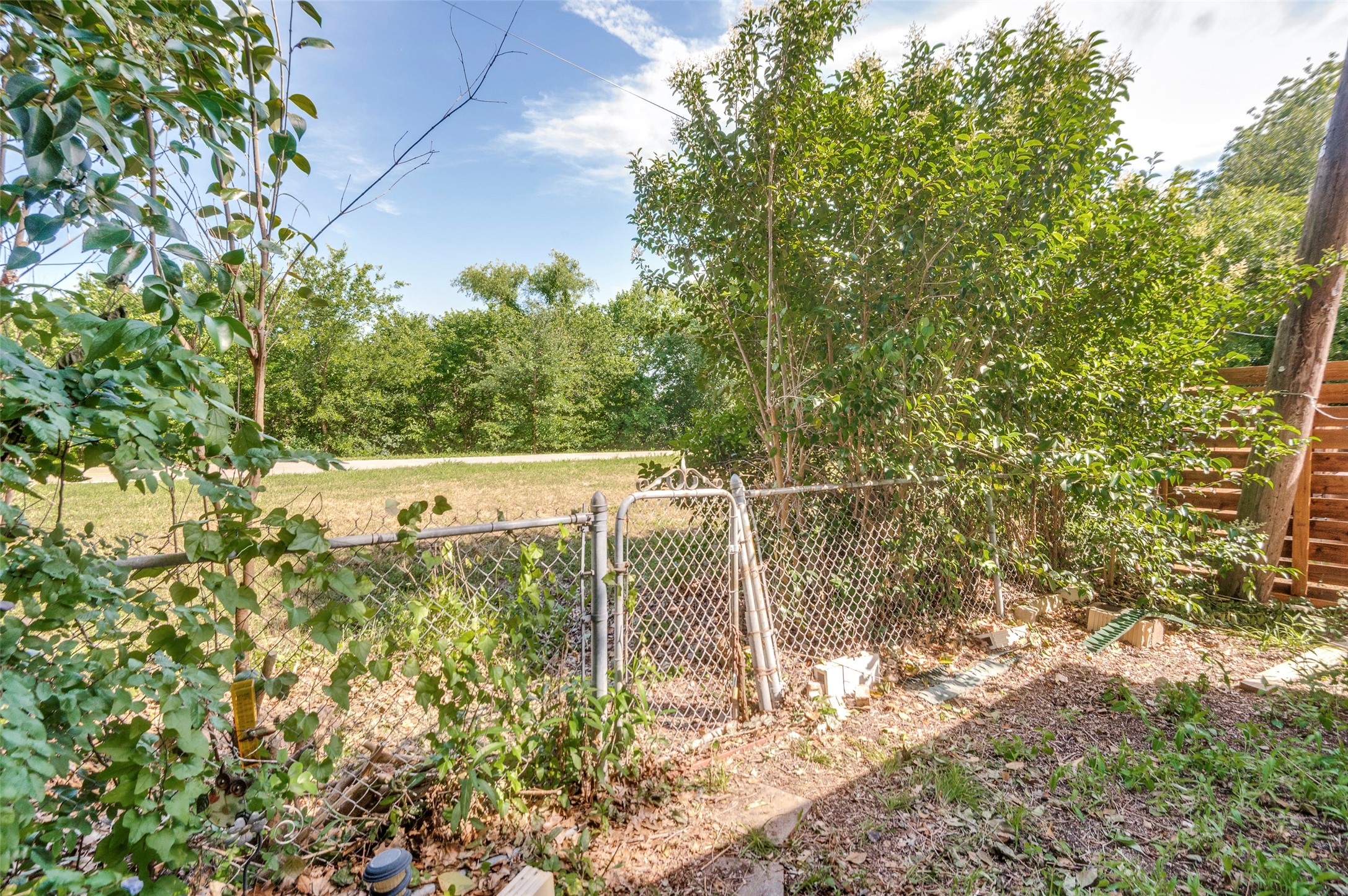 6322 Covington Lane Dallas TX 75214