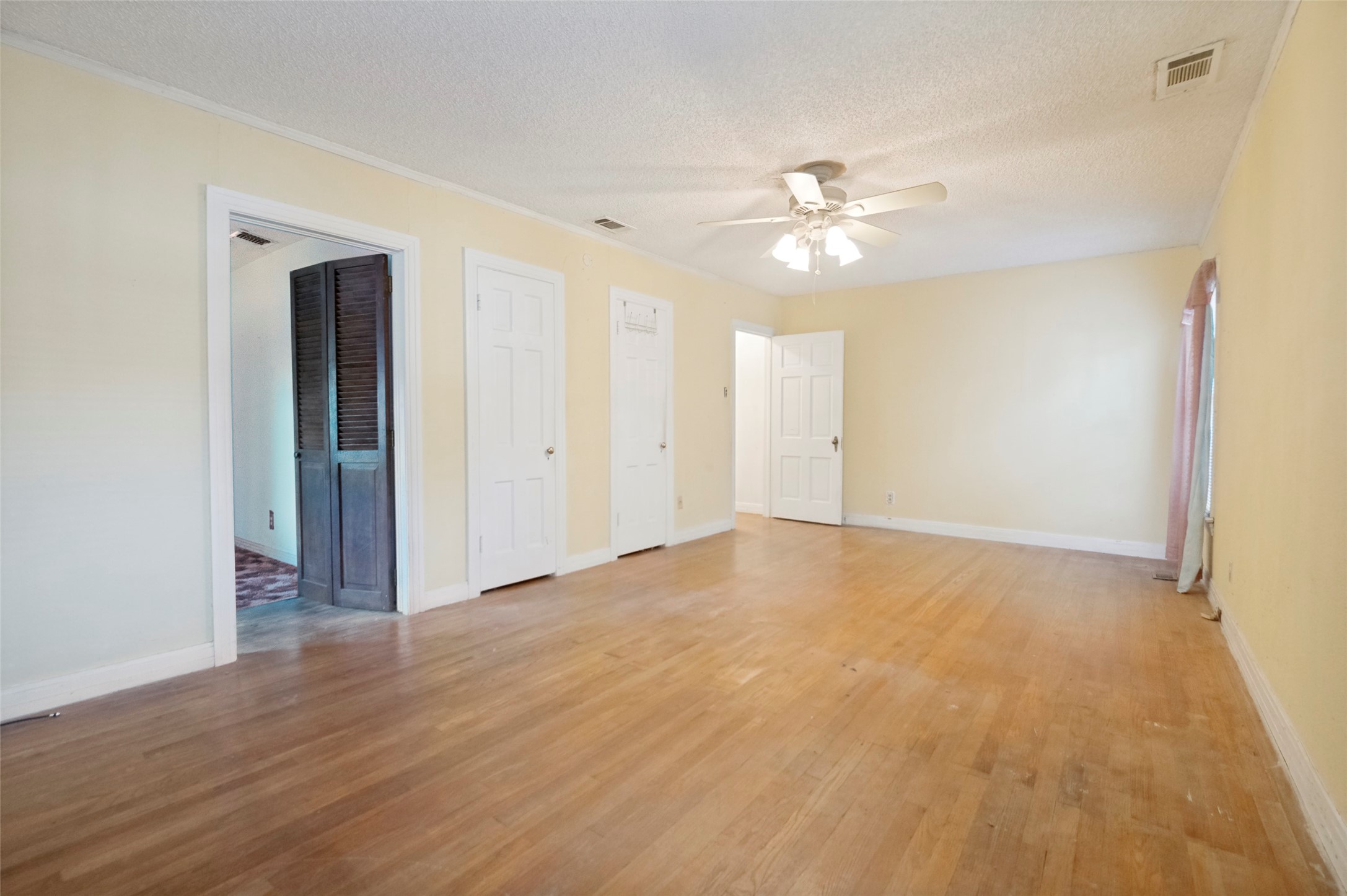 6322 Covington Lane Dallas TX 75214