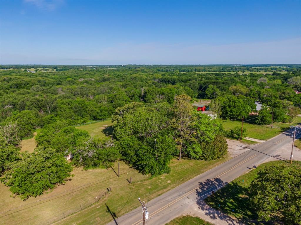 000 N Barron Road Covington TX 76636