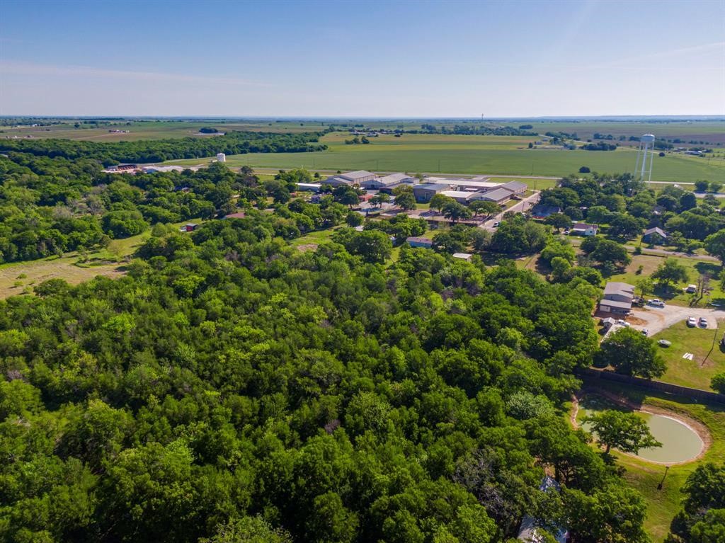 000 N Barron Road Covington TX 76636