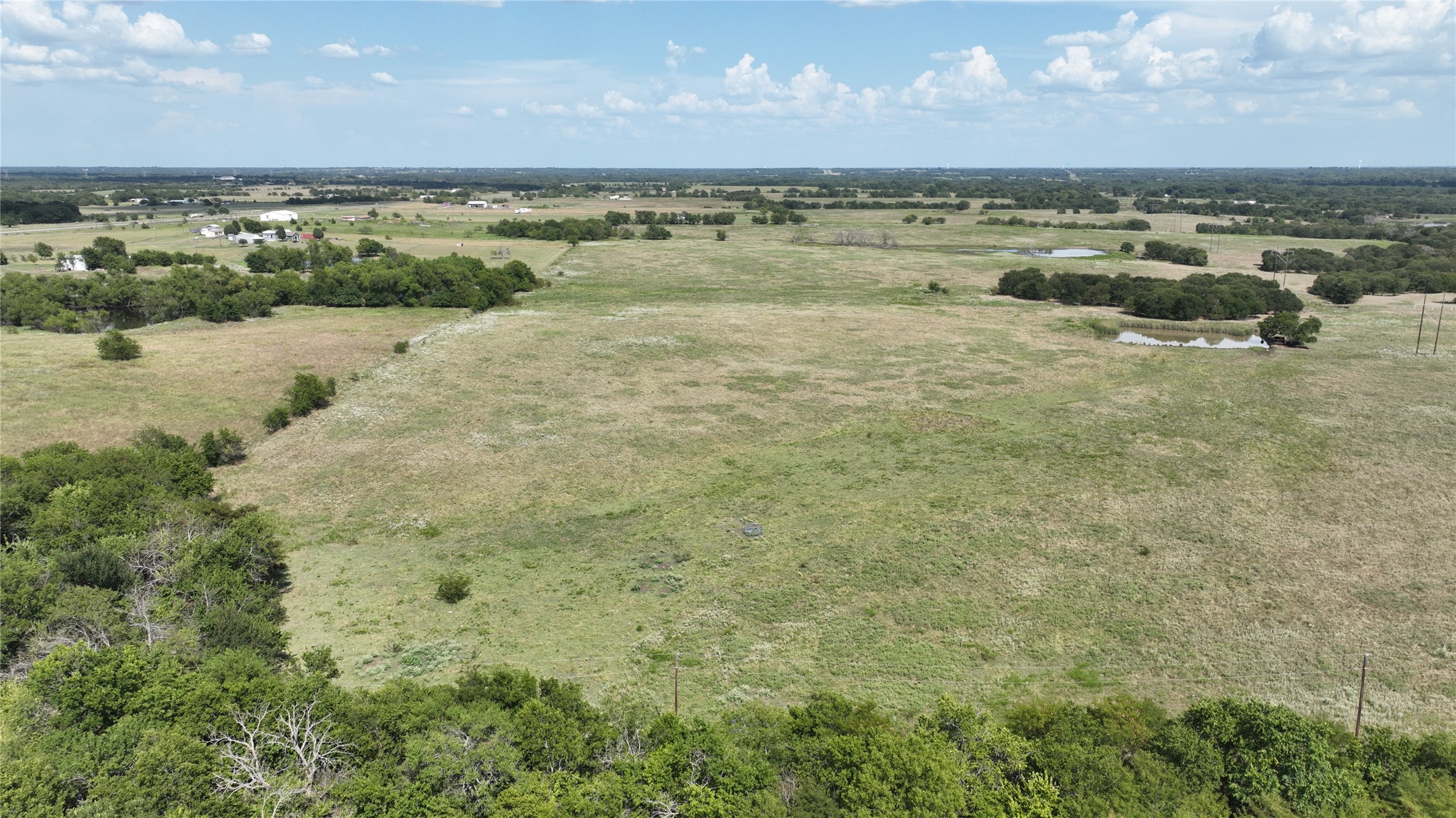 2464 County Road 1245 Savoy TX 75479