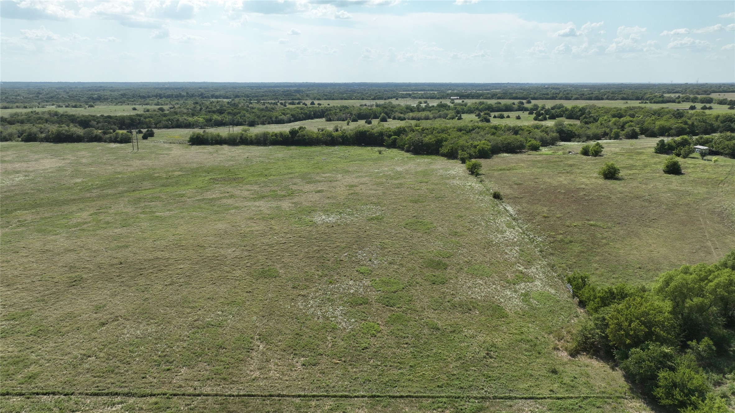 2464 County Road 1245 Savoy TX 75479