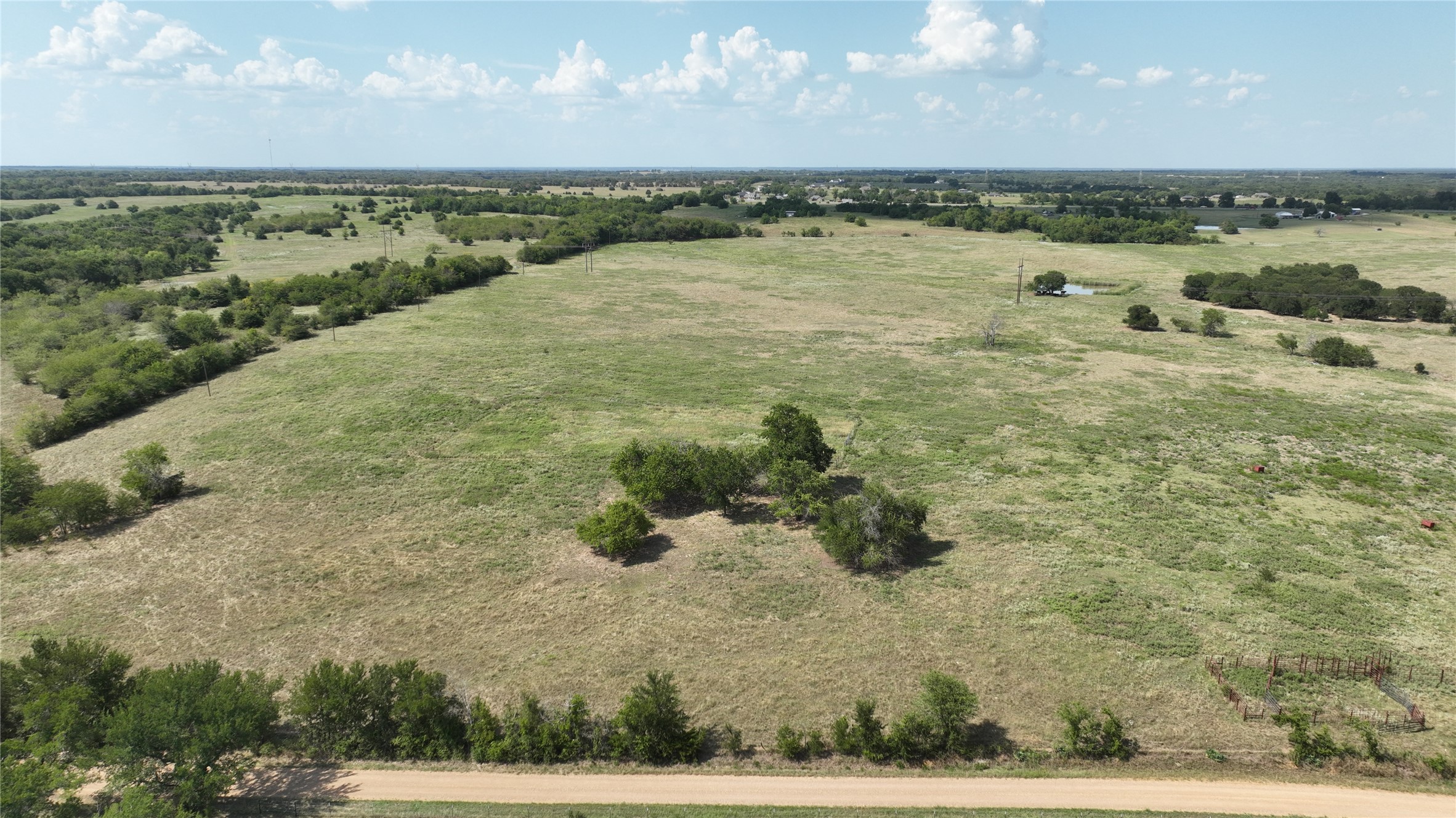 2464 County Road 1245 Savoy TX 75479