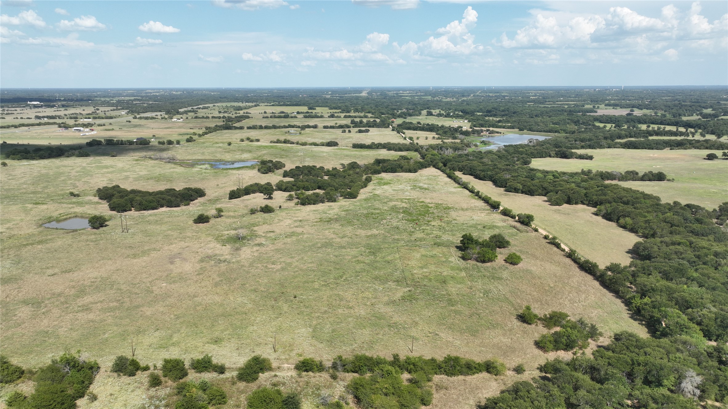 2464 County Road 1245 Savoy TX 75479