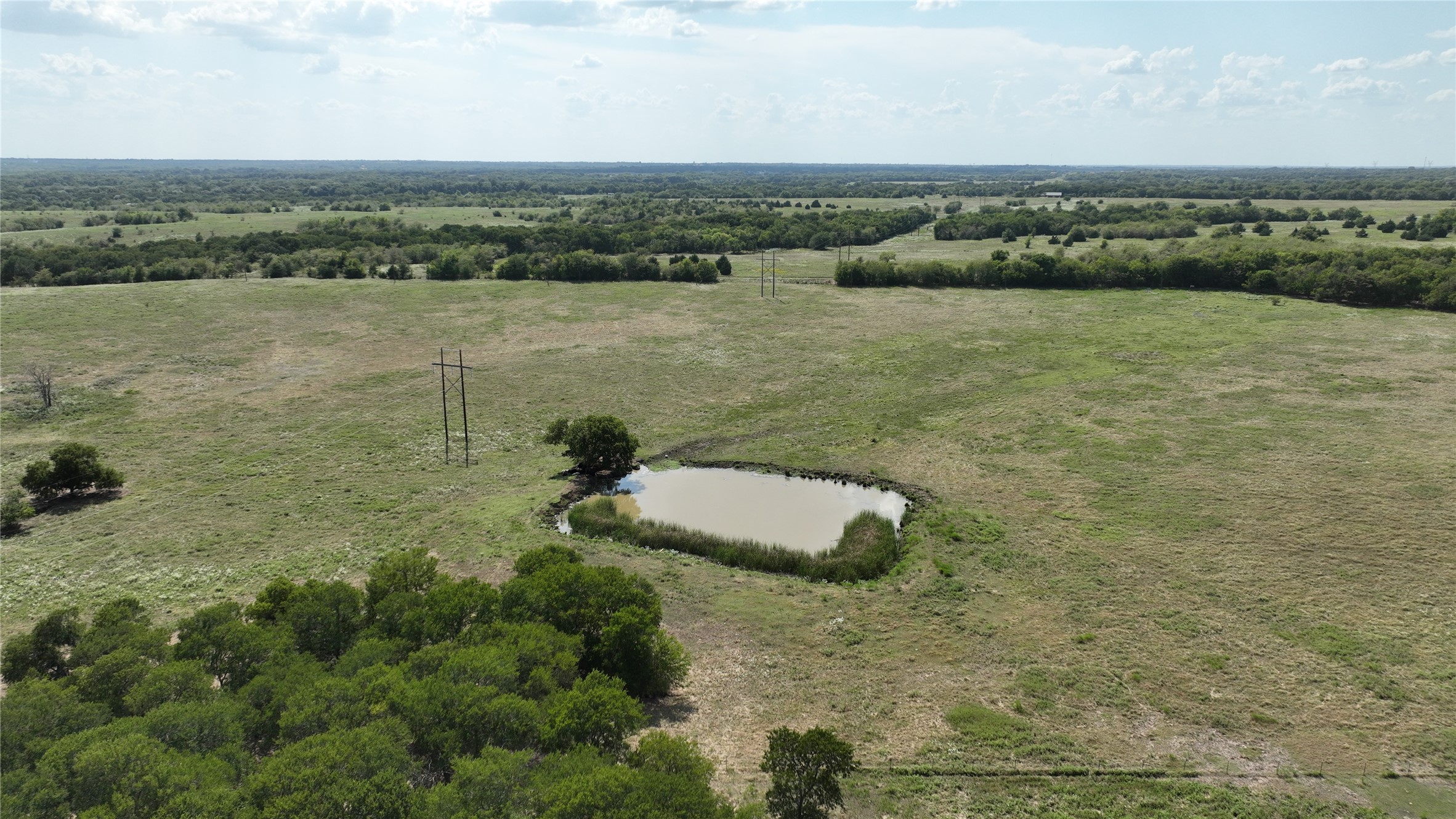 2464 County Road 1245 Savoy TX 75479