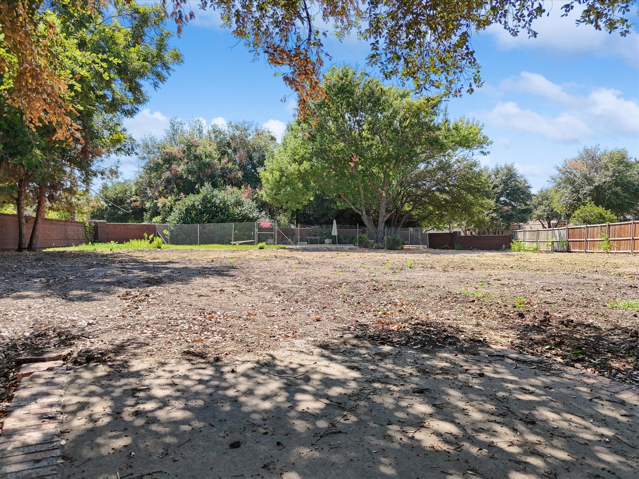 2889 Oakbriar Trail Fort Worth TX 76109