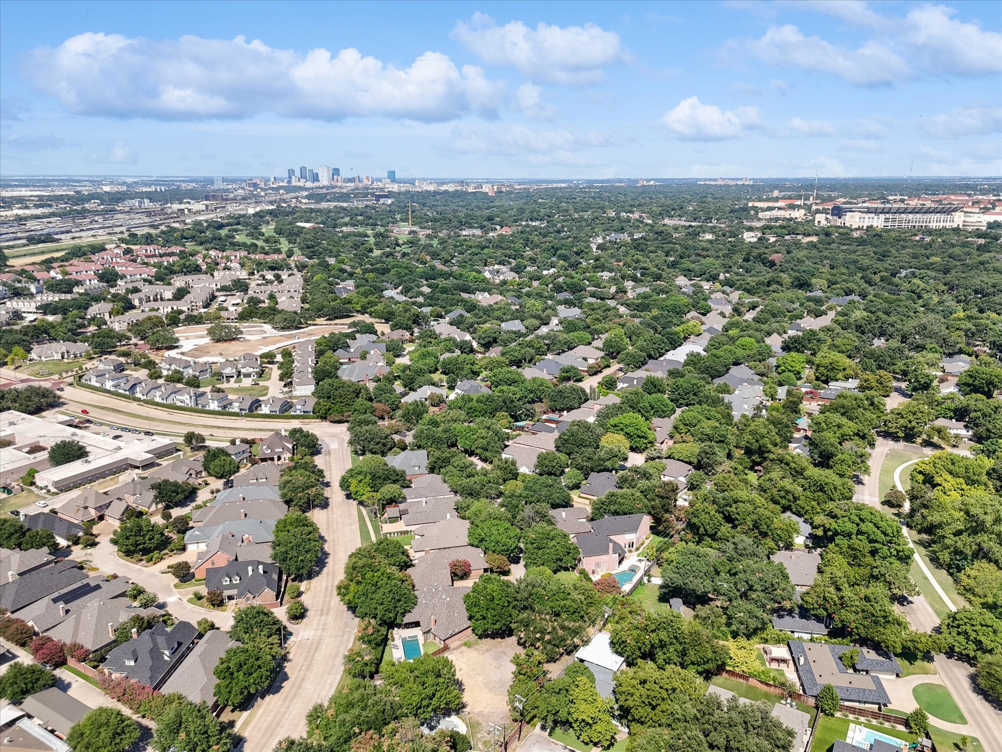 2889 Oakbriar Trail Fort Worth TX 76109