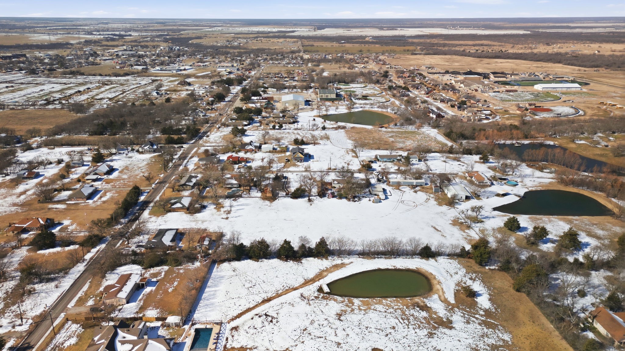 610 N 9th Street Gunter TX 75058