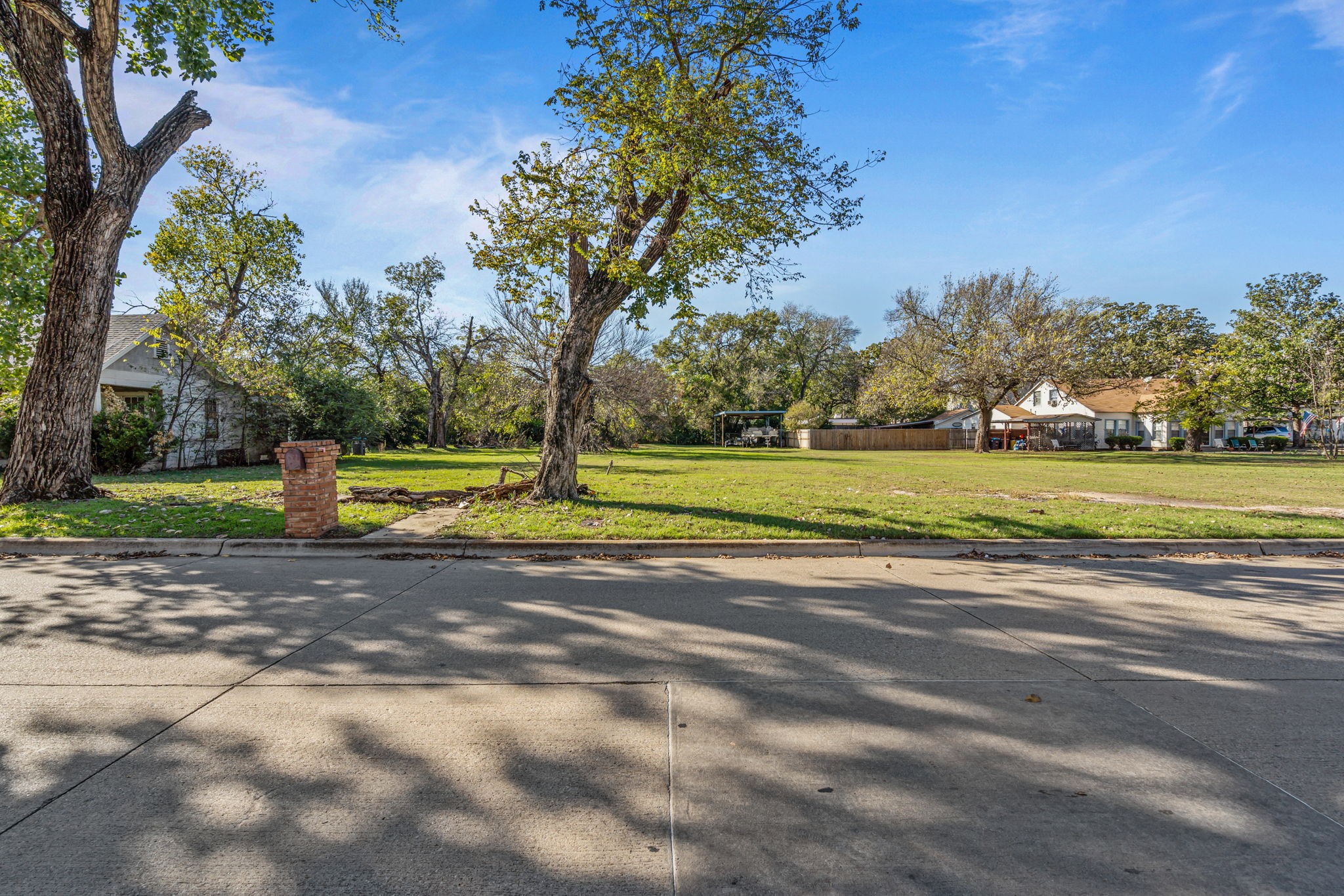 126 Athenia Drive Fort Worth TX 76114