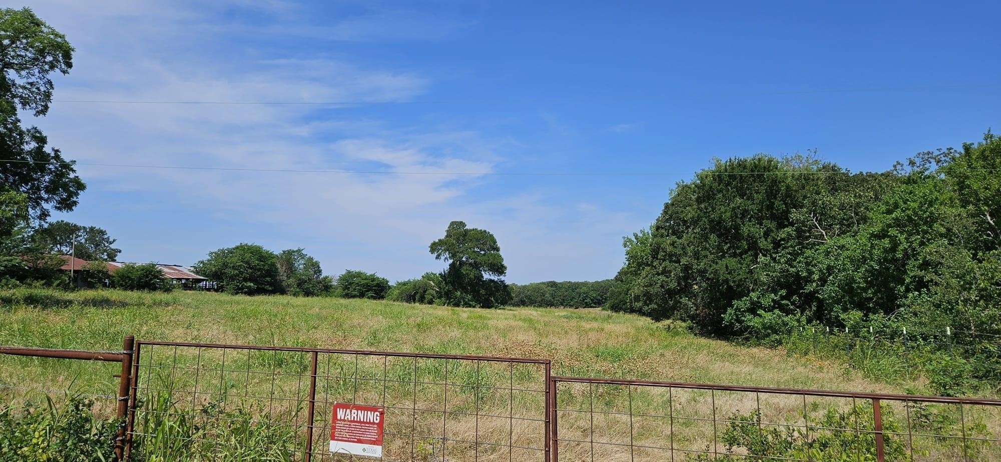 1651 Desvoignes Road Denison TX 75021