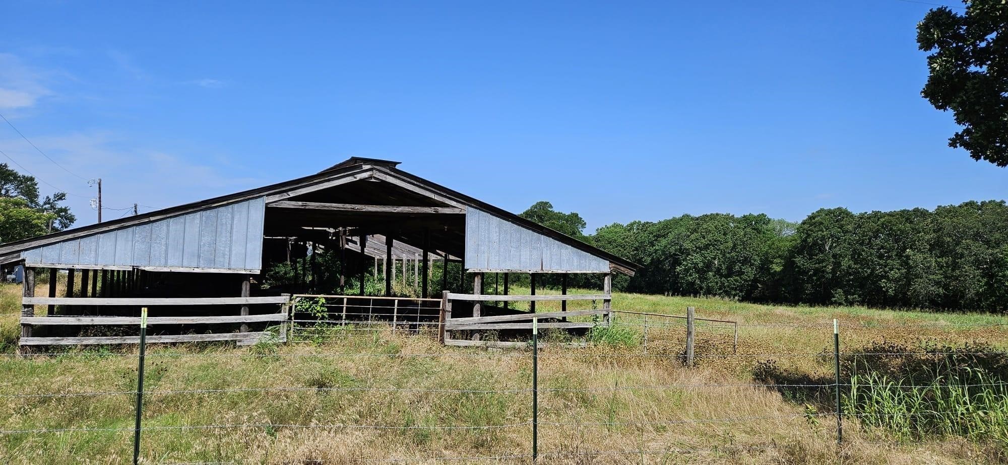1651 Desvoignes Road Denison TX 75021