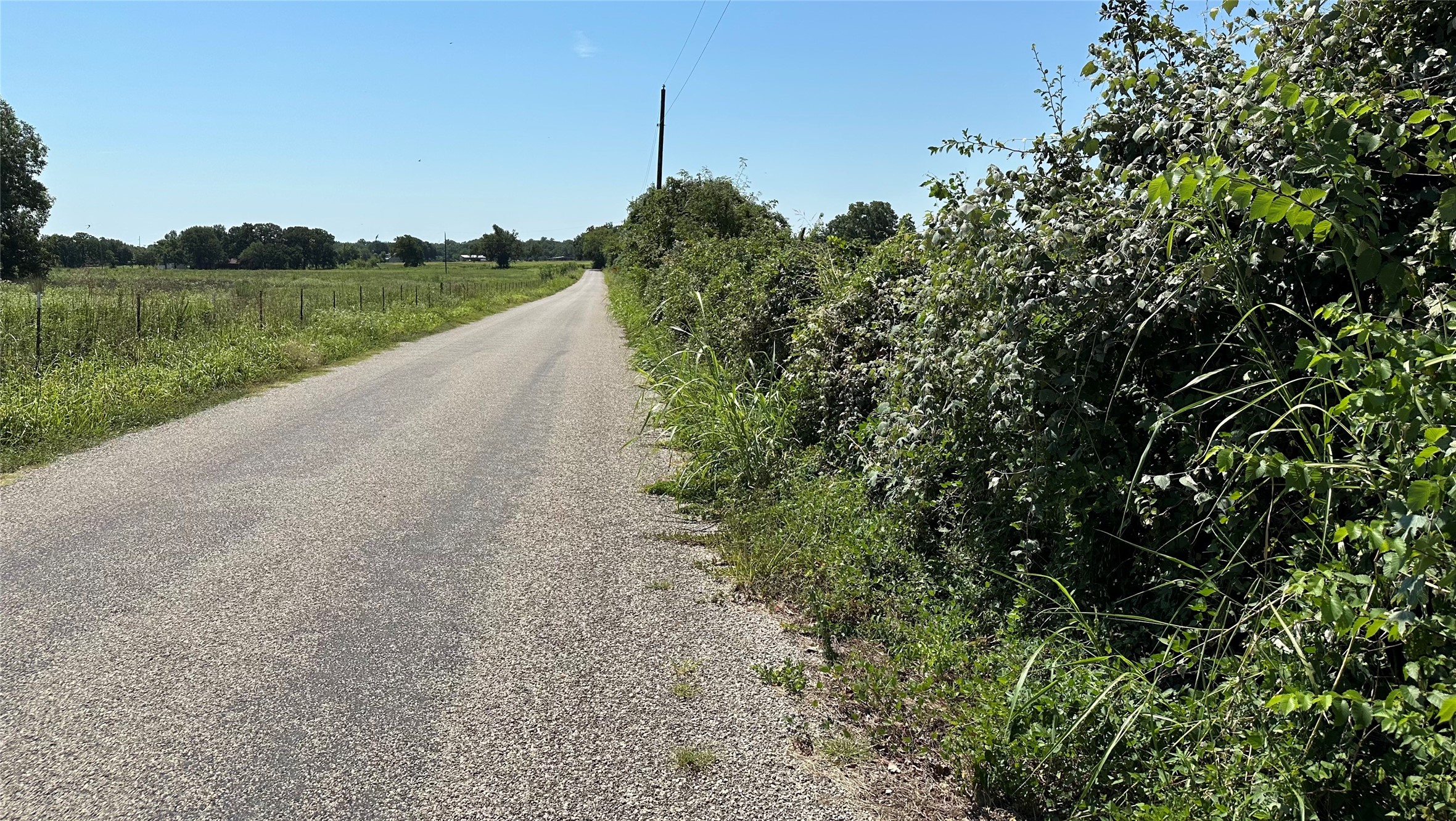 8401 County Road 305 Grandview TX 76050