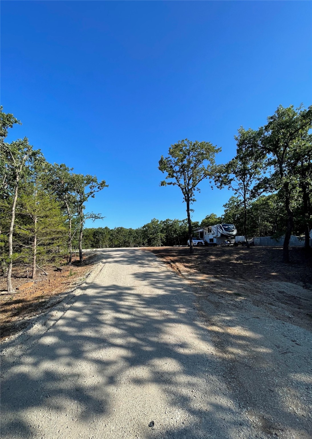208 Red Top Road Valley View TX 76272