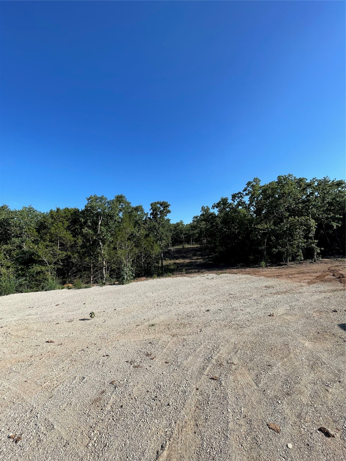 208 Red Top Road Valley View TX 76272