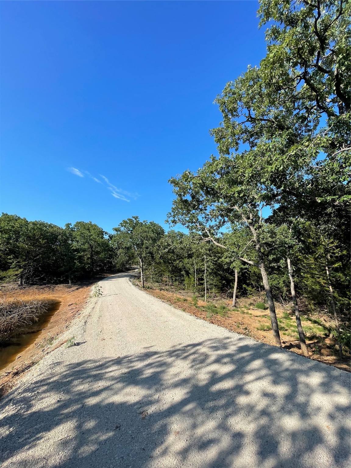 208 Red Top Road Valley View TX 76272