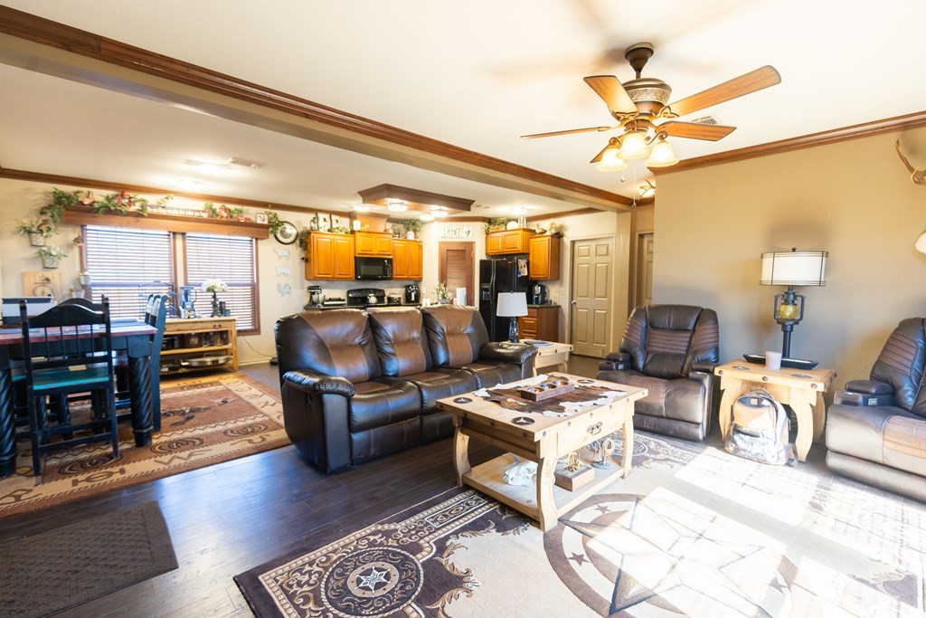 782 County Road 145 Sweetwater TX 79556