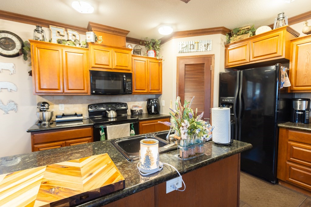 782 County Road 145 Sweetwater TX 79556