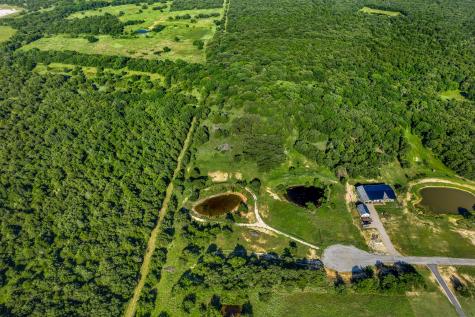 418 Pondview Lane Nocona TX 76255