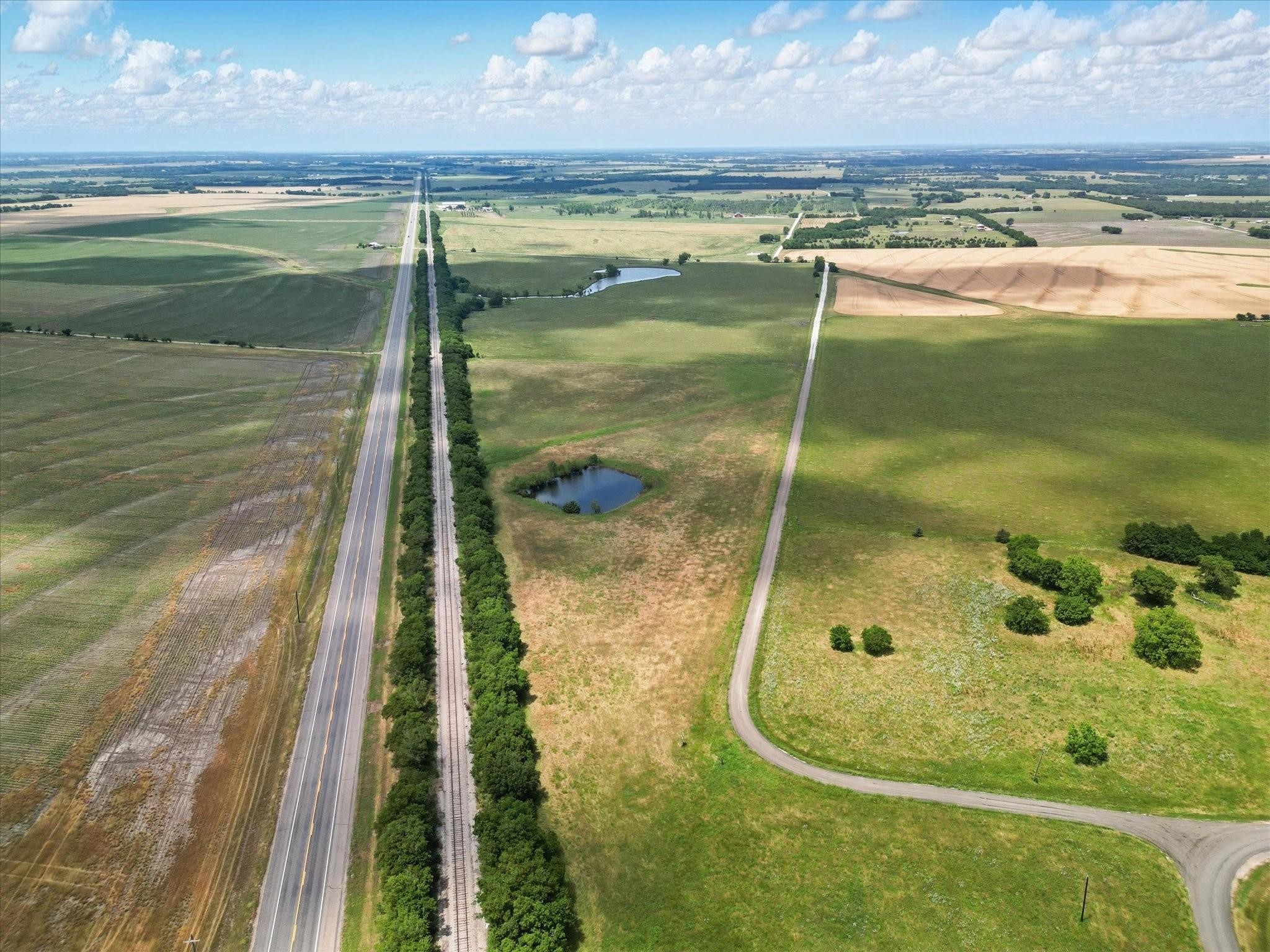6464 County Road 1050 Celeste TX 75423
