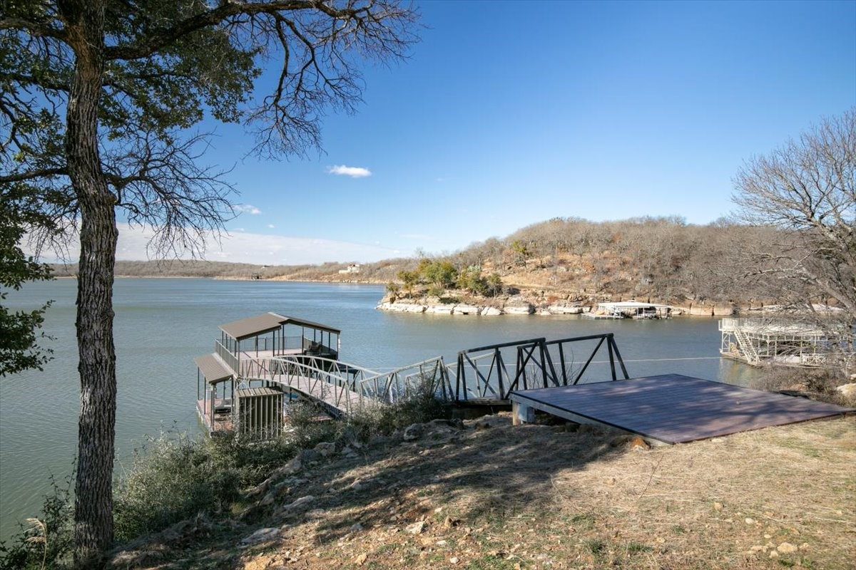 167 Cote D'azur Drive Chico TX 76431