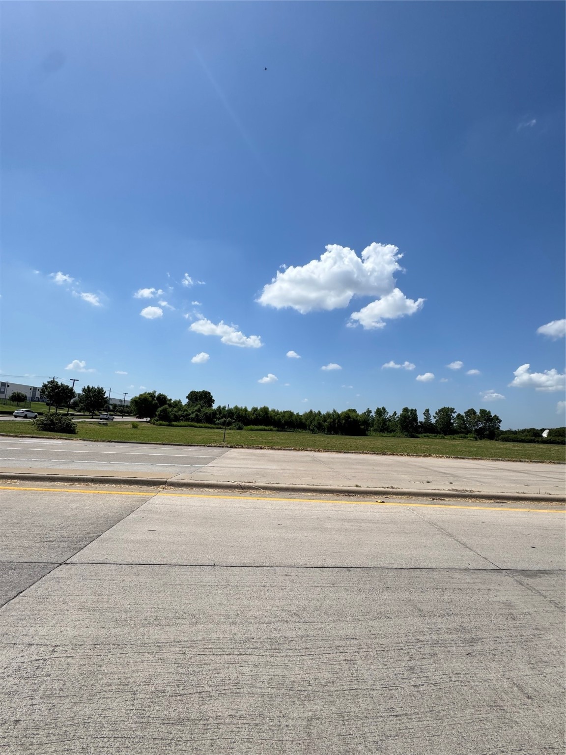 1000 E Danieldale Road Desoto TX 75115