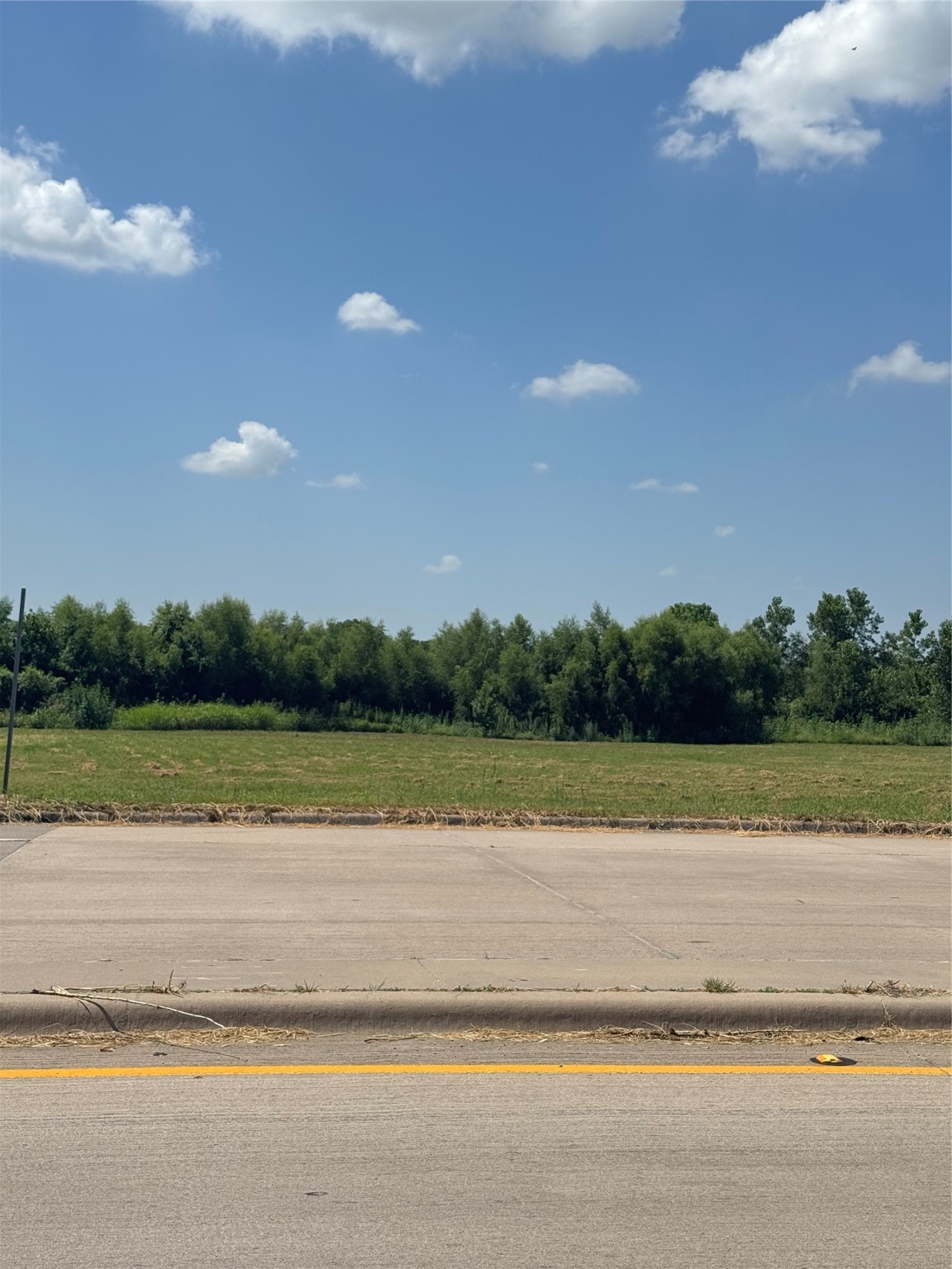 1000 E Danieldale Road Desoto TX 75115