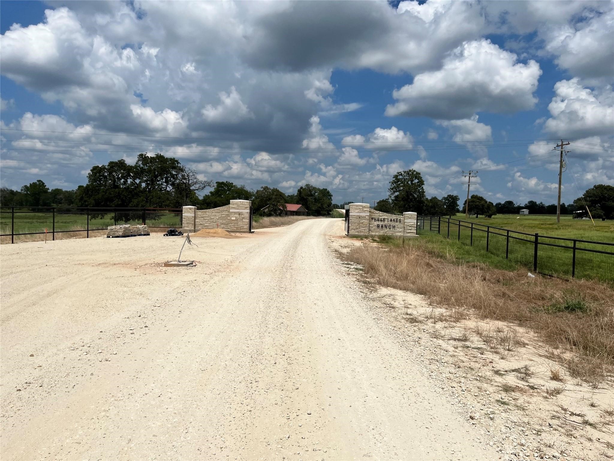 94 Pr 1315 10.01 Acre Trail 94 Centerville TX 75833