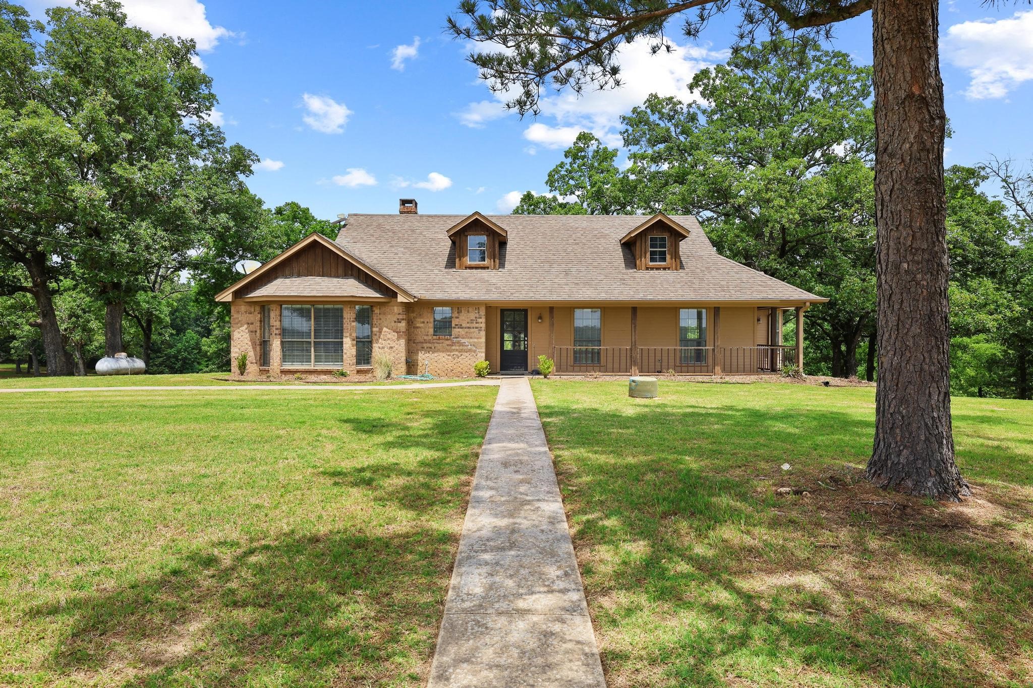 3893 Fm 906 E Powderly TX 75473