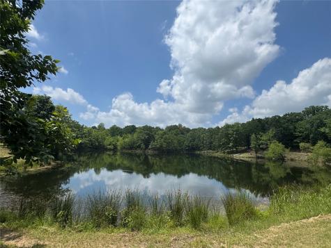 3893 Fm 906 E Powderly TX 75473